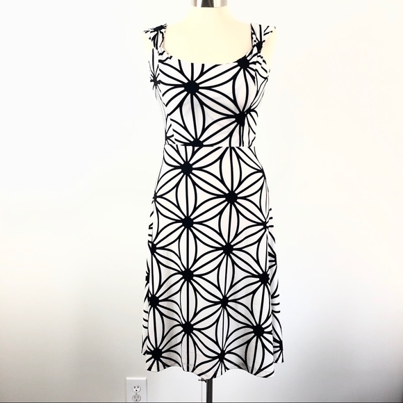 NWT Dress”Flower of Life” Floral Sleeveless Scoop Neck 6000 year secret pattern - Picture 1 of 5